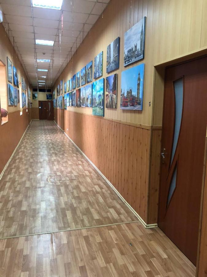 克里沃罗格 Арт-Вокзал酒店 外观 照片